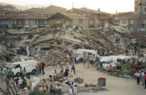 gölcük depremi istanbul da kaç şiddetinde hissedildi